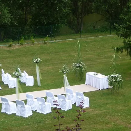 Hotel Samechov - Pokoj 14 Hotel 4*