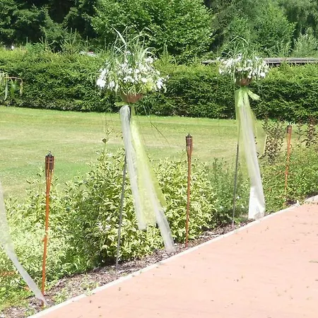 Hotel Samechov - Sauna Zdarma Po Celý Pobyt Chocerady