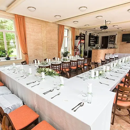 Samechov - Sauna Zdarma Po Celý Pobyt Hotel